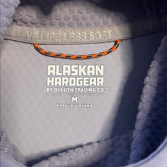 Duluth Trading Co Alaskan Hardgear Lavender Hoodie - Picture 4 of 4